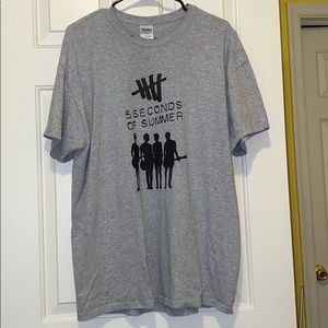 5sos band tee